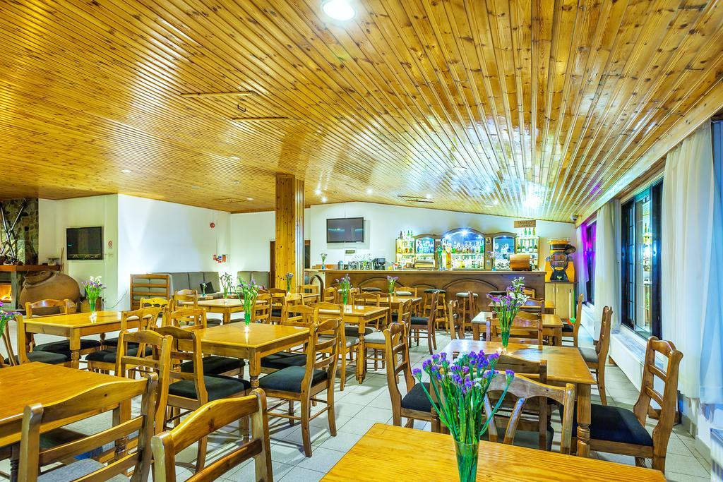 Troodos Hotel & Spa Екстериор снимка