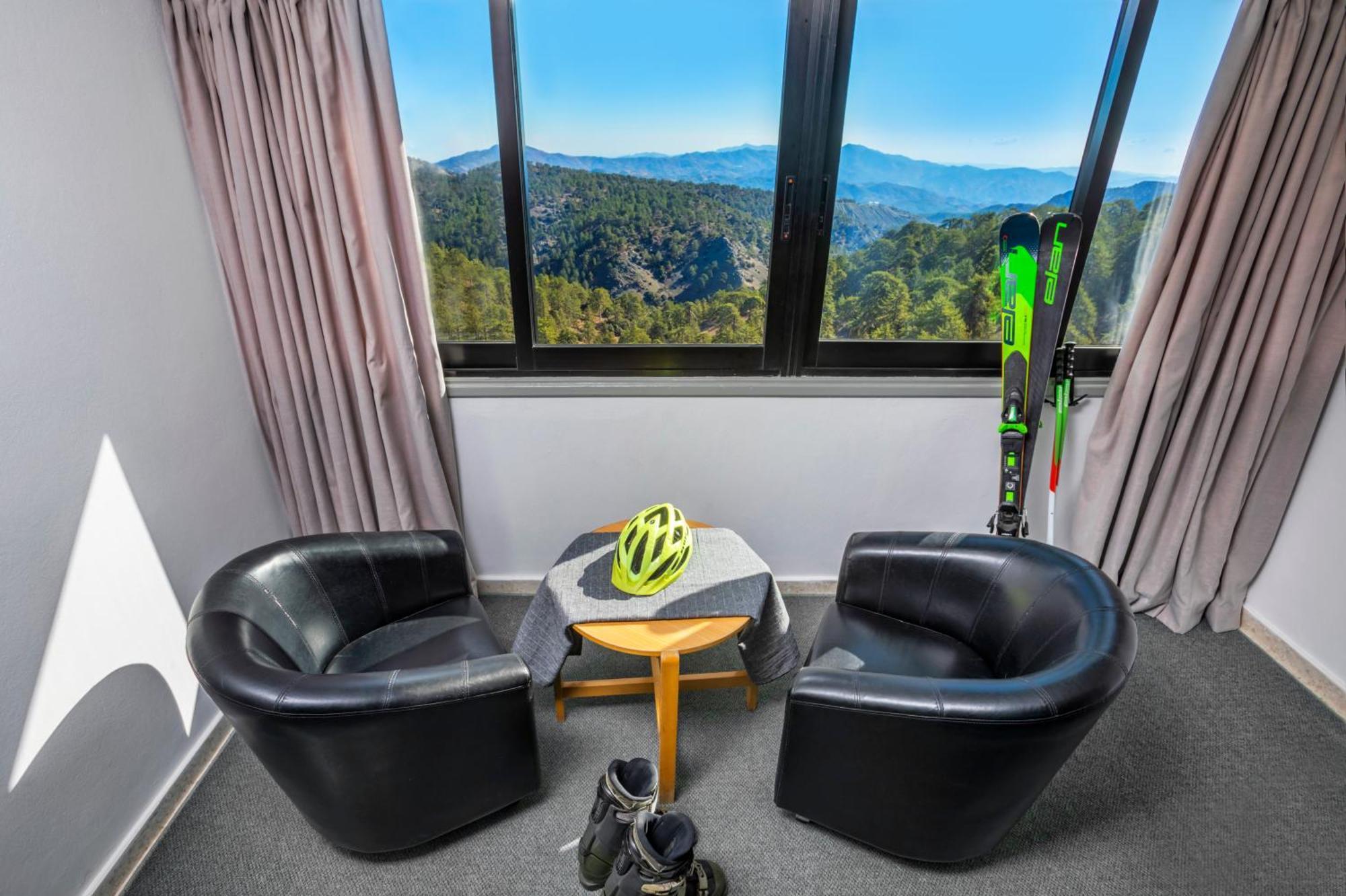 Troodos Hotel & Spa Екстериор снимка